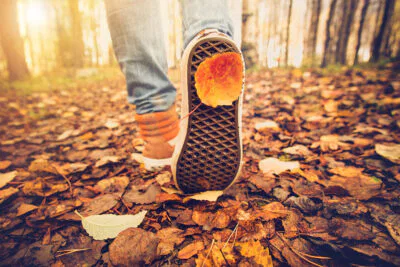 How to protect your feet by choosing the right footwear for Autumn