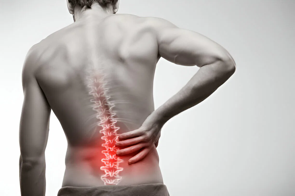 Managing Chronic Low Back Pain with Chiropractic Care and Physiotherapy